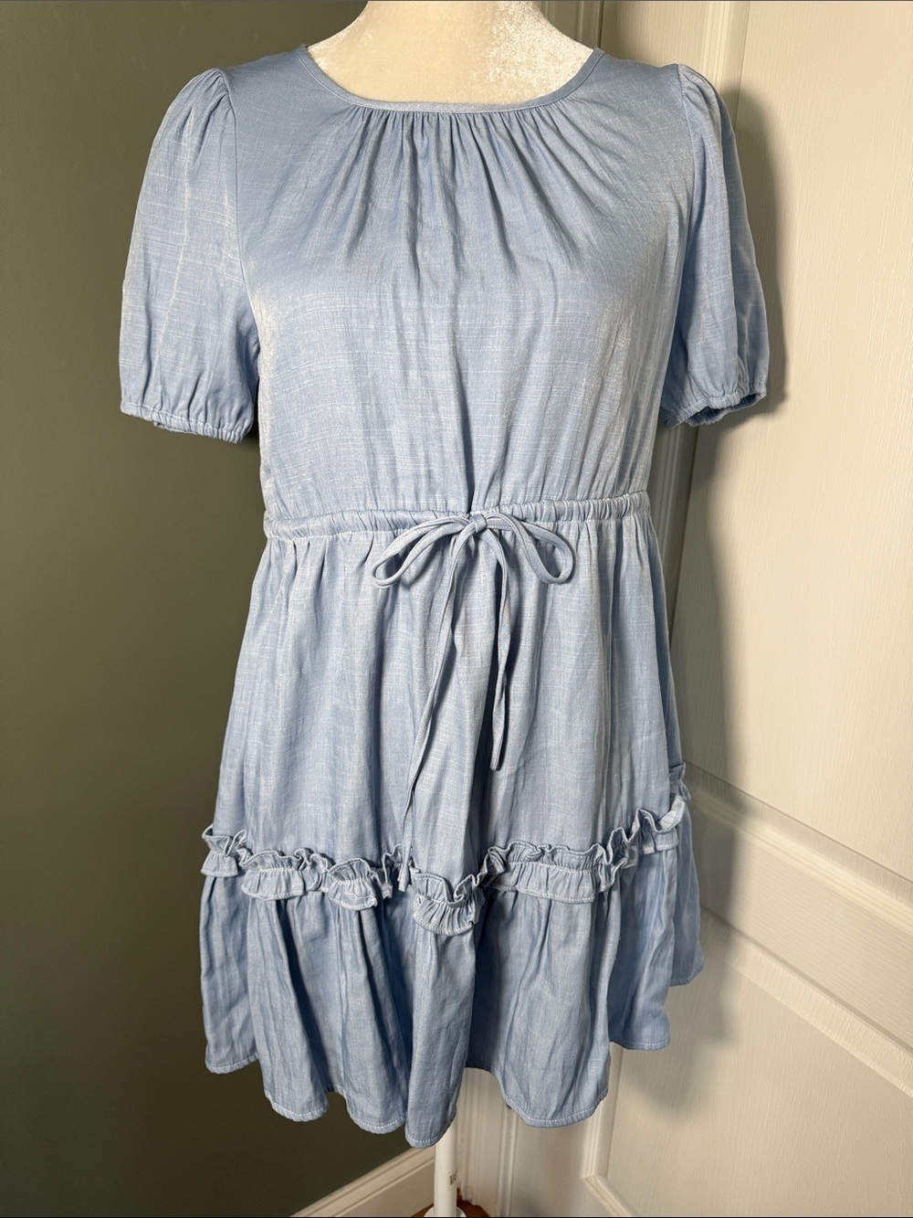 Le Lis Blue Chambray Ruffle Tiered Puff Sleeve Mini Dress Size Small